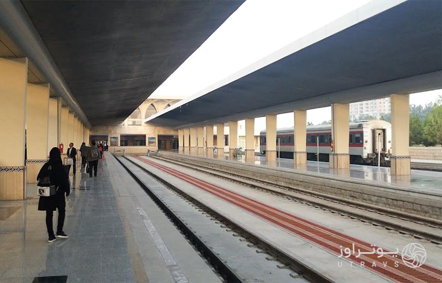 عکس ایستگاه راه آهن اصفهان